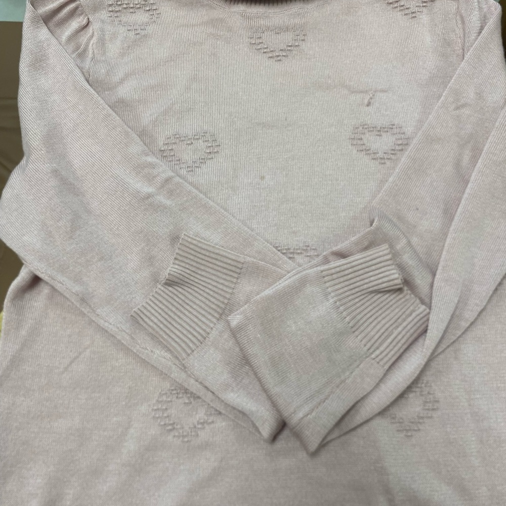 Women's Heart Pattern Sweater - Light Pink